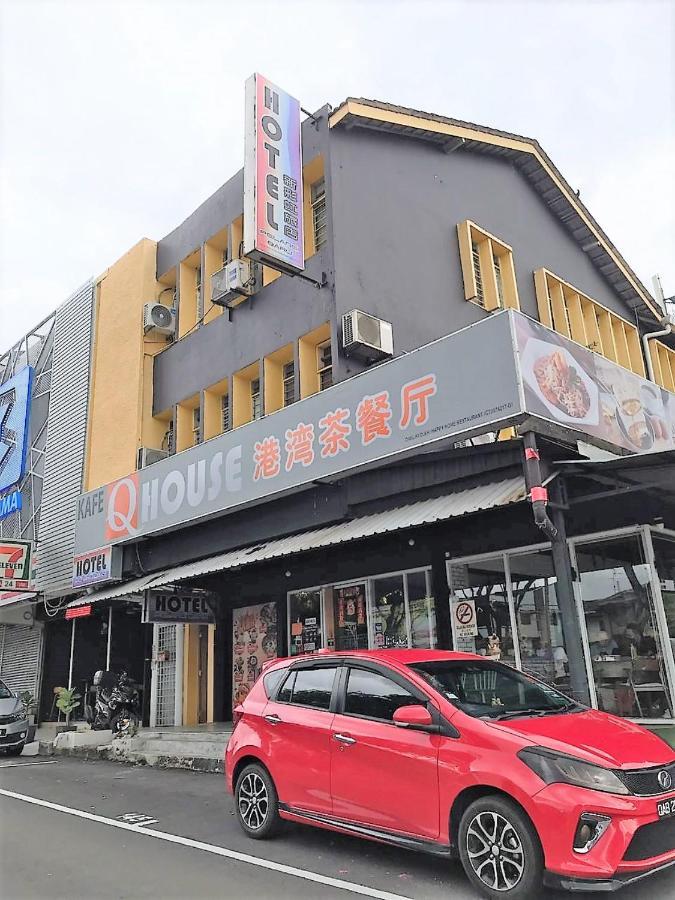 Oyo 90465 Pelangi Baru Hotel Johor Bahru Exterior foto